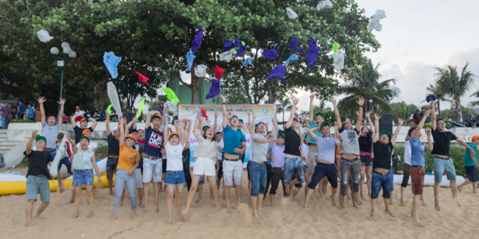 Teambuilding tại bãi biển Quy Nhơn