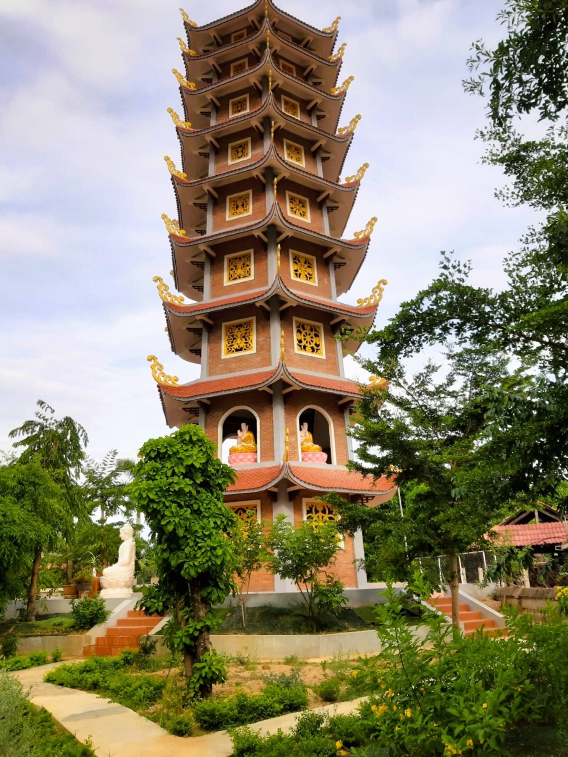 Tour khám phá, trải nghiệm tại ngôi chùa Võ Thuật – Chùa Long Phước Bình Định