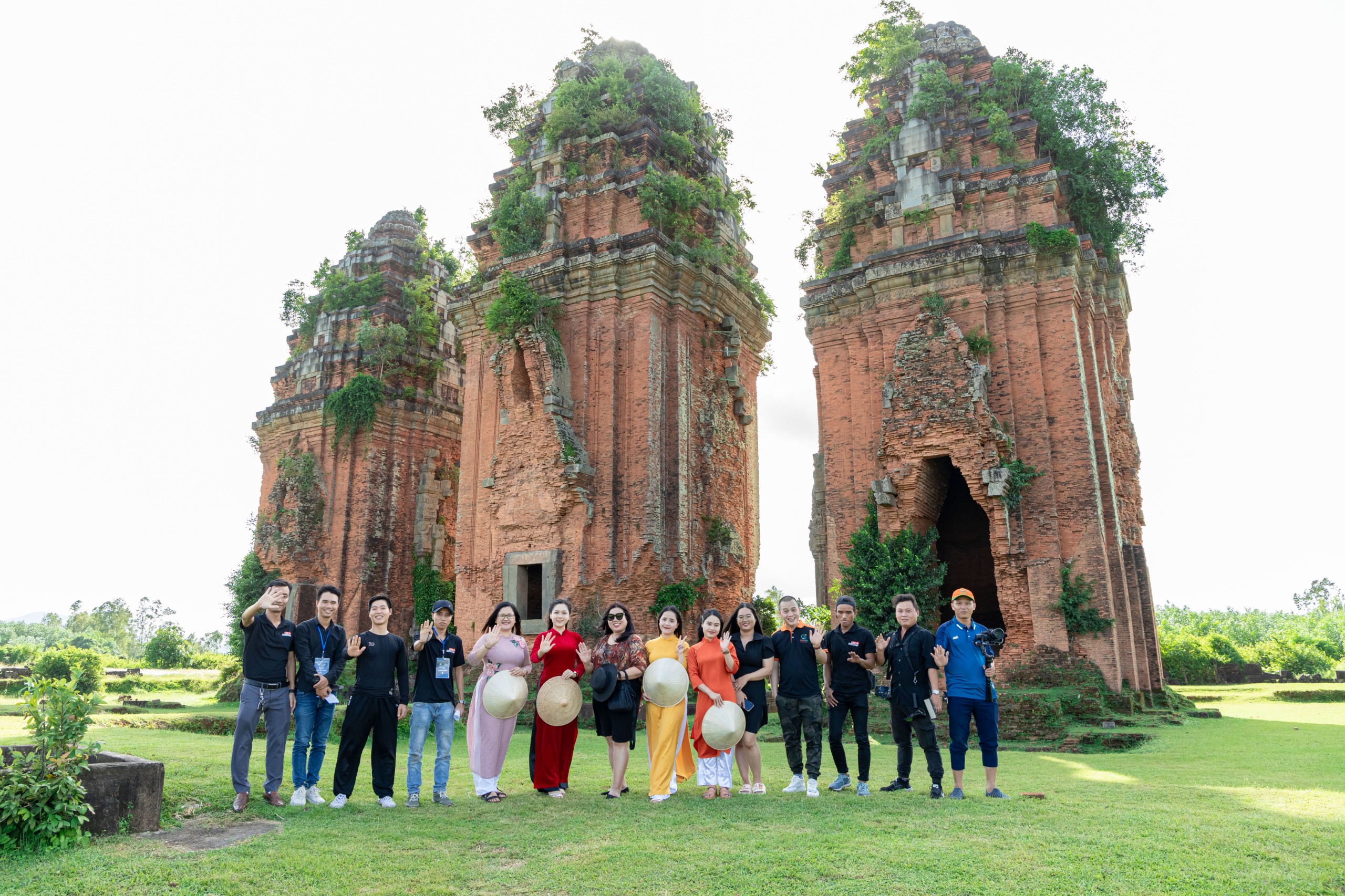 TOUR QUY NHƠN 1 NGÀY: KHÁM PHÁ THÁP CHĂM BÌNH ĐỊNH