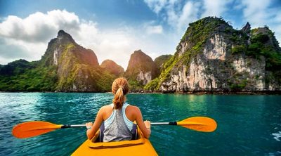 Chèo Kayak - Vịnh Hạ Long - Di sản thiên nhiên thế giới UNESCO