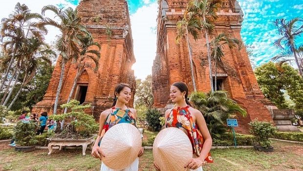 Đặt tour Bình Định - Phú Yên Gia Lai của Golden Life