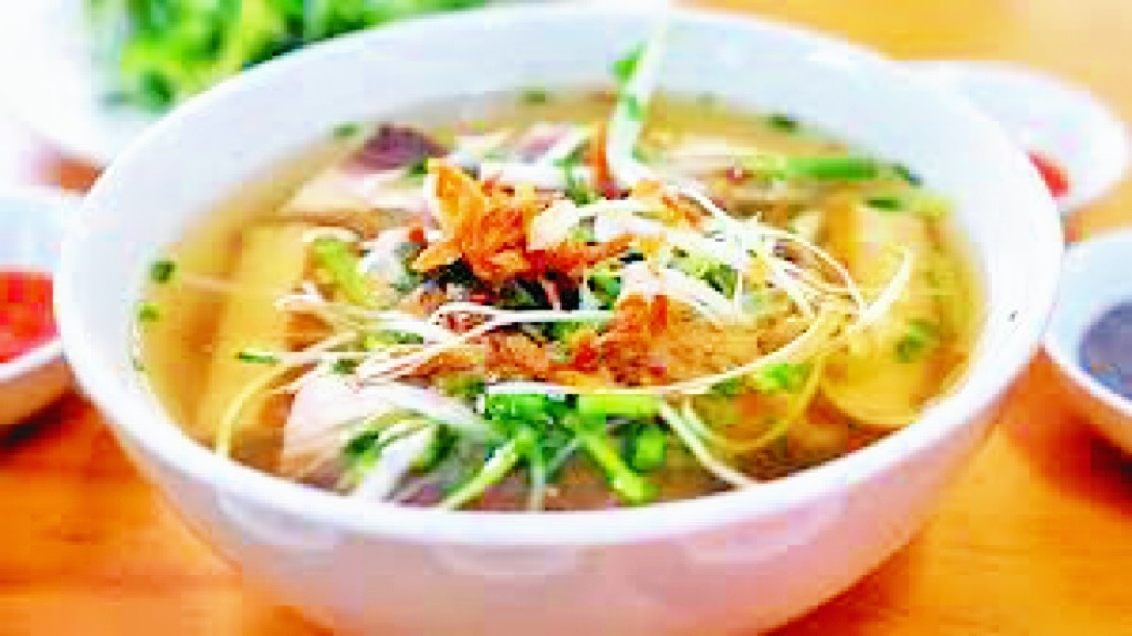 Banh canh chả cá Quy Nhơn