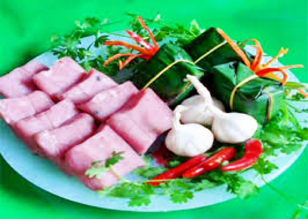 Nem Chợ Huyện