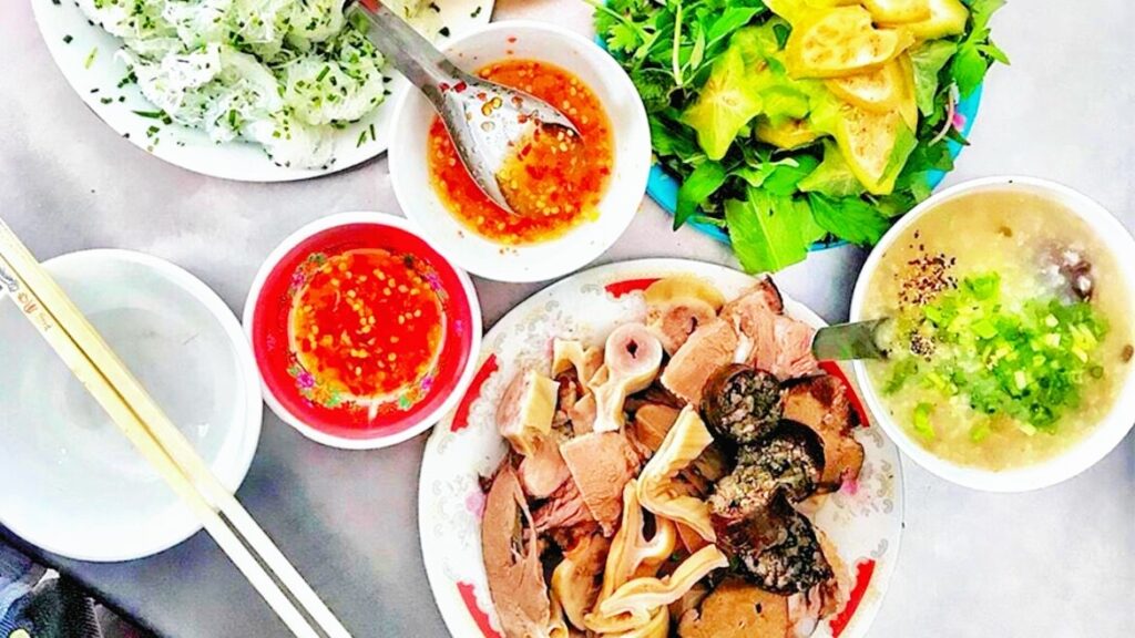 Bánh hỏi lòng heo - Đặc sản Bình Định